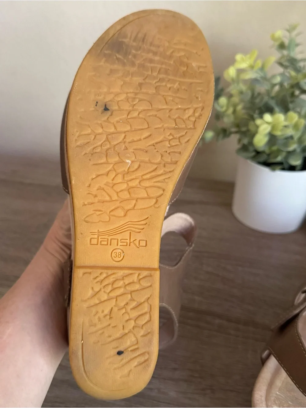 DANSKO | Ta Brown Taupe Leather Platform Sandals with Buckle Size 38 / 7.5